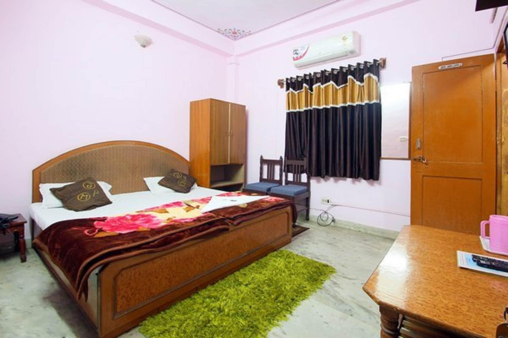 Super Oyo Flagship 72253 Jai Maa Palace Hotel Džajpur Exteriér fotografie